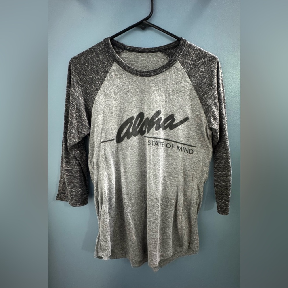 Salt Water Heals Aloha State of Mind 3/4 sleeved top - Size Small